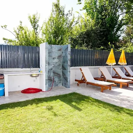 ヴィラ White Moon