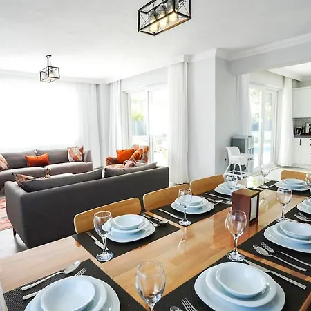 ヴィラ White Moon