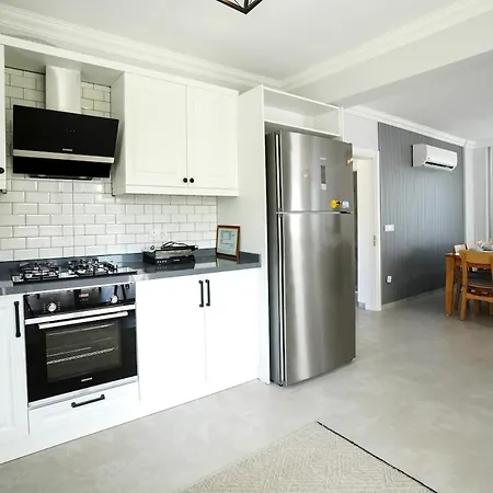 White Moon ダルヤン